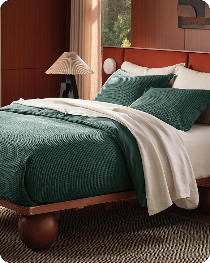 Bedsure Cotton Duvet Cover King - 100% Cotton Waffle Weave Forest Green Duvet Cover King Size, GentleSoft™ and Breathable Bedding Set for All Season, 3 Pieces, 104"x90"