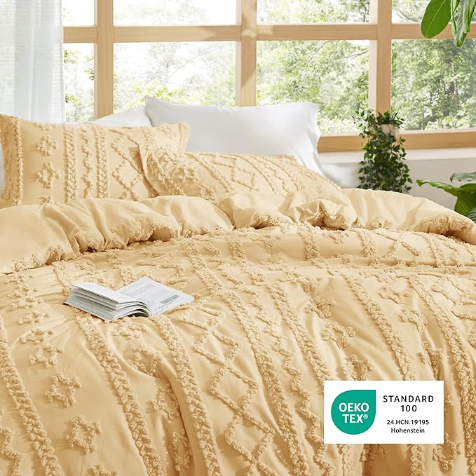 Bedsure Tufted Boho Comforter Set Queen Size - Yellow Boho Bed Set, GentleSoft™ 3 Pieces Farmhouse Shabby Chic Embroidery Bedding, Gifts for Woman, Soft Jacquard Queen Comforter for All Seasons