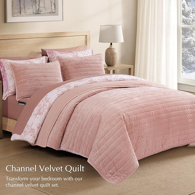 WRENSONGE Velvet Queen Quilt Set-3 Pieces Clay Pink Luxurious Velvet Striped Channel Comforter with 2 Shams, Soft Bedspread Coverlet Quilted Bedding Set for All Season