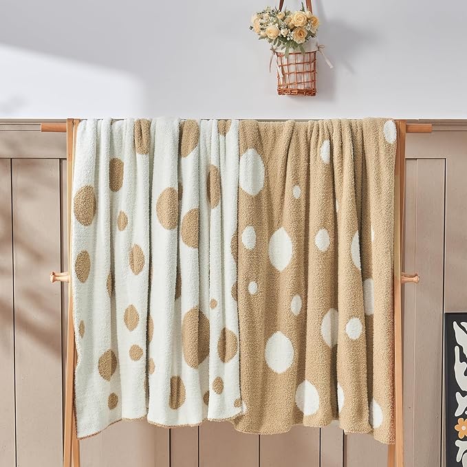 CozeCube Super Soft Fullfy Microfiber Reversible Knitted Blankets, Warm Cozy Fuzzy Plush Throw, Beige and White Polka Dot Throw Blanket for Couch Bed Sofa, 50" x 60"