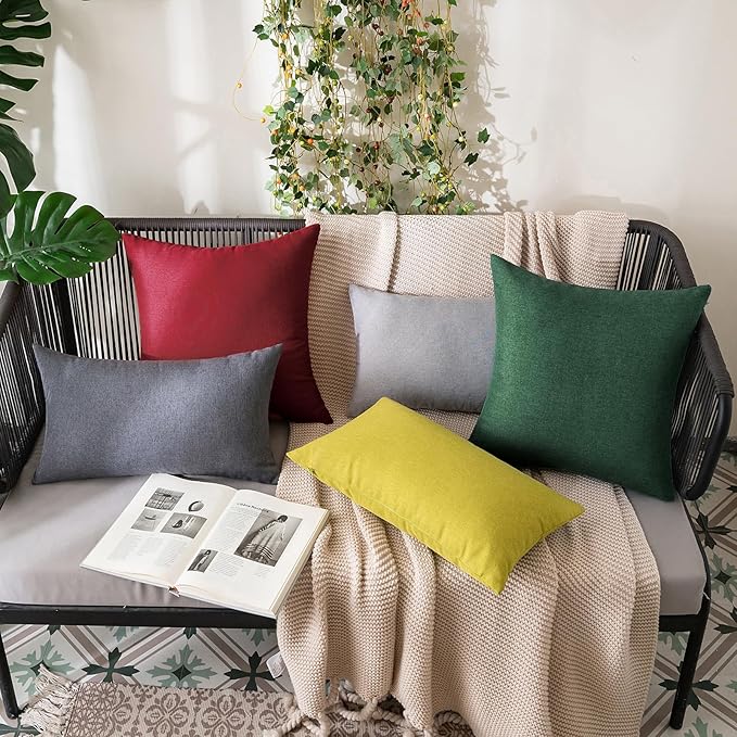 MIULEE Pack of 2 Decorative Outdoor Solid Waterproof Throw Pillow Covers Christmas Faux Linen Garden Farmhouse Cushion Cases for Patio Tent Balcony Couch Sofa 20x12 Inch Emerald Green