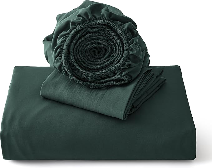 Bedsure Duvet Cover Queen Size with Fitted Sheet - 4 Pieces Prewashed Cotton-Like Polyester Extra Soft Bedding Set, Includes 1 Duvet Cover 90x90 Inches, 2 Pillow Shams, 1 Fitted Sheet, Forest Green