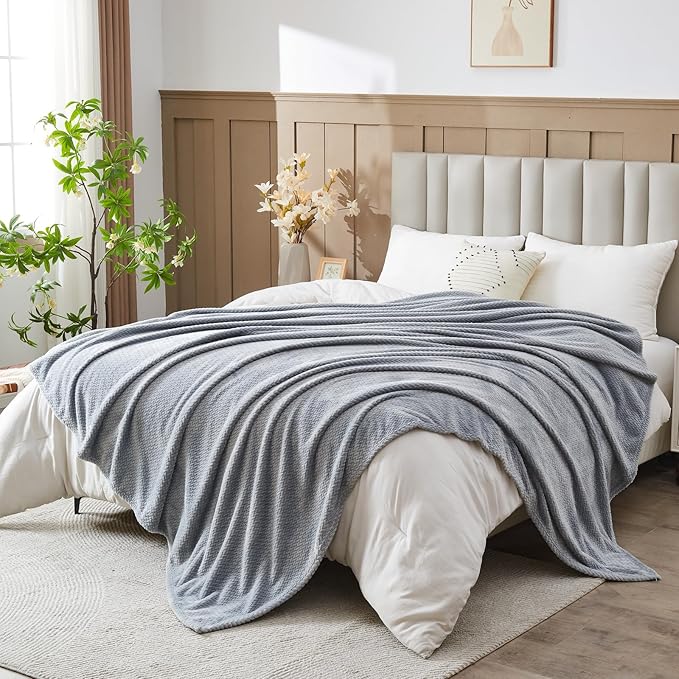 NEWCOSPLAY Super Soft King Blanket Grey Premium Silky Flannel Fleece Leaves Pattern Lightweight Bed Blanket All Season Use (Grey, King(90"x110"))