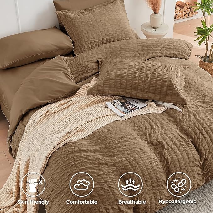 HYMOKEGE Brown California King Comforter Set Seersucker 7 Pieces, All Season Luxury Bed in a Bag for Bedroom, Bedding Set with Comforter, Sheets, Pillowcases & Shams