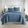 Southshore Fine Living, Inc. Queen Quilt Bedding Set, Summer Comforter Quilts Queen Size, Pet Hair Resistant Bedding, Lightweight Bedspread, Full Size Coverlet with 2 Pillow Shams, Coronet Blue