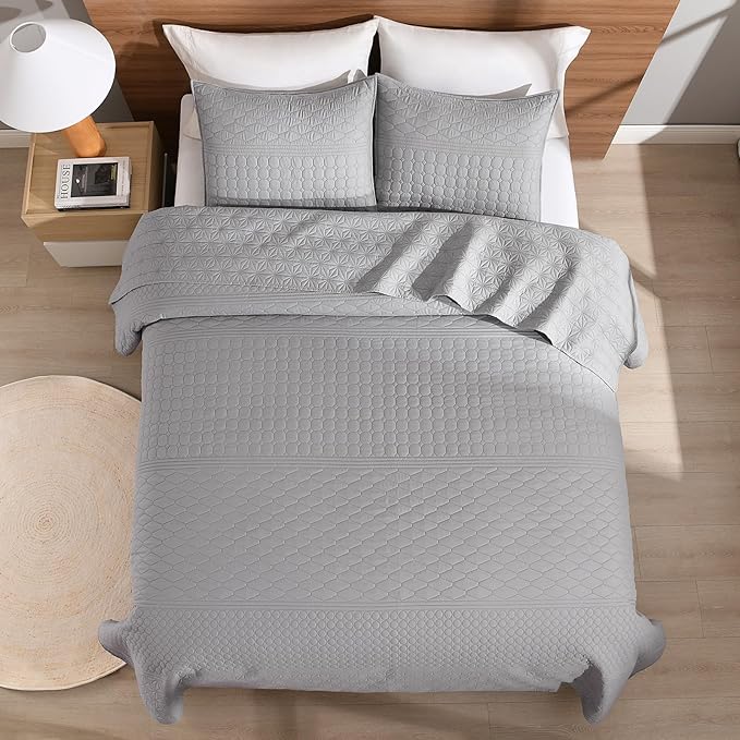HORIMOTE HOME Grey Twin Size Quilt Set - Soft Microfiber Bedspread with 1 Sham, Lightweight & All-Season Geometric Coverlet for Cozy Bedding