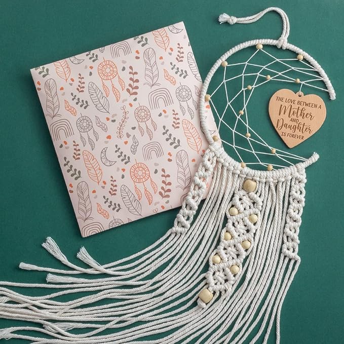 Mom Gifts for Christmas from Daughter Son, Decorations Dream Catcher with Heart Pendant Birthday Gift for Mom New Mother Mother in Law Wife Stepmother Boho Home Wall Decor