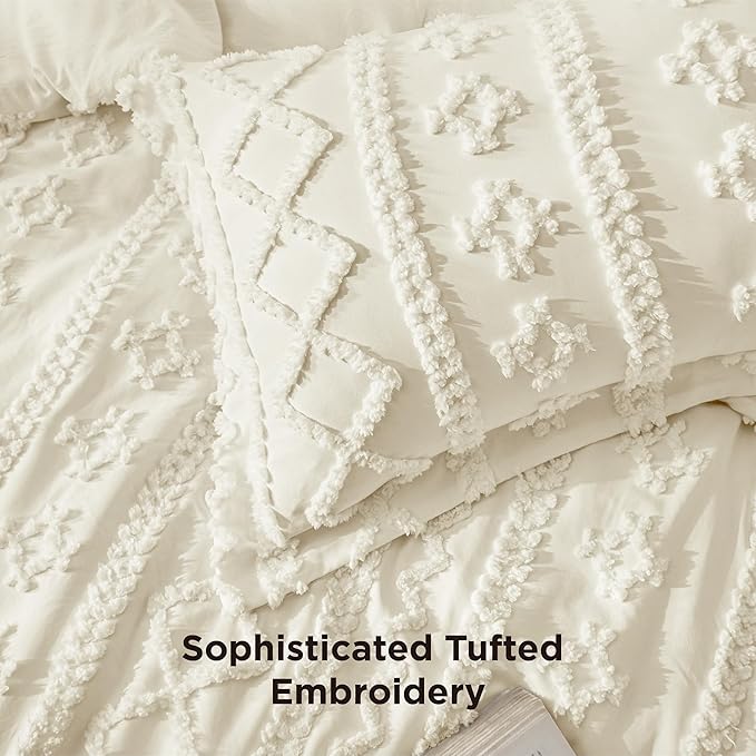 Bedsure Tufted Boho Comforter Set Queen Size - Ivory Boho Bed Set, GentleSoft™ 3 Pieces Farmhouse Shabby Chic Embroidery Bedding, Gifts for Woman, Soft Jacquard Queen Comforter for All Seasons