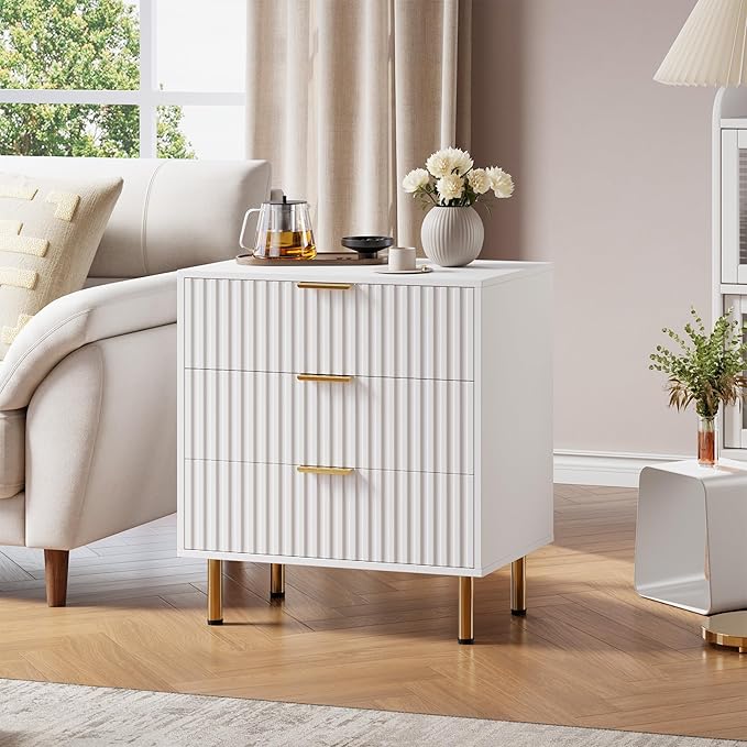 GarveeHome White 3 Drawer Dresser for Bedroom, Fluted Modern Nightstand with Deep Drawers, Chest of Drawers with Wide Top, Wooden Dresser Organizer, Side Table for Living Room, Hallway, Kids Room