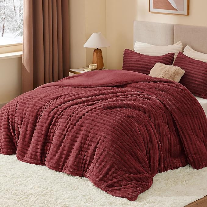 BEDELITE Fleece King Comforter Set -Super Soft & Warm Fluffy Burgundy Bedding, Luxury Fuzzy Heavy Bed Set for Winter with 2 Pillow Cases