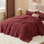 BEDELITE Fleece Queen Comforter Set -Super Soft & Warm Fluffy Burgundy Bedding, Luxury Fuzzy Heavy Bed Set for Winter with 2 Pillow Cases