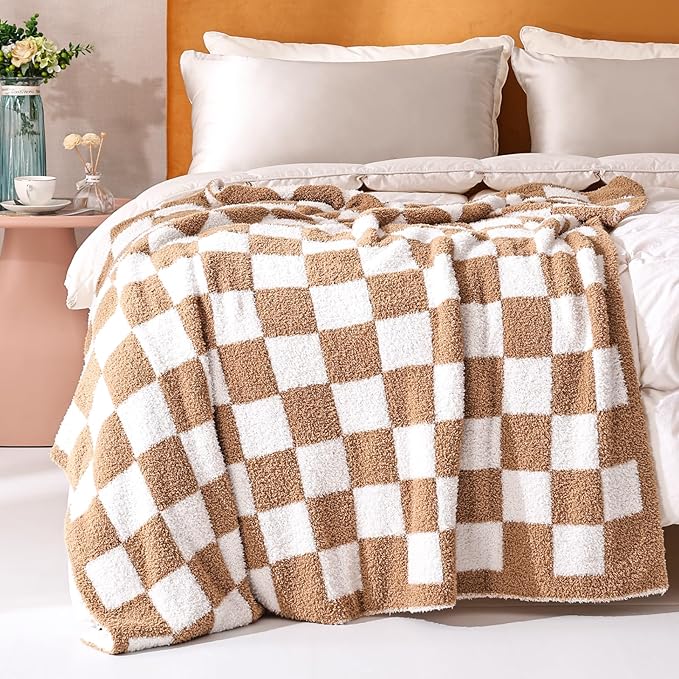 Panku Checkered Blanket, Ultra Soft Checkered Throw Blanket, Warm Fluffy Checkerboard Blanket for Couch and Sofa (50x60 Inches, Camel)