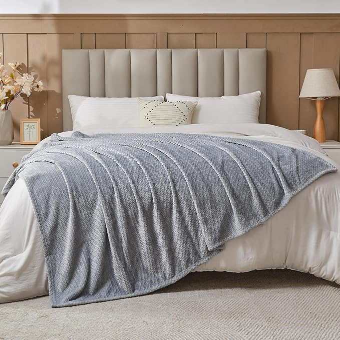 NEWCOSPLAY Super Soft Twin Blanket Grey Premium Silky Flannel Fleece Leaves Pattern Lightweight Bed Blanket All Season Use (Grey, Twin(60"x80"))