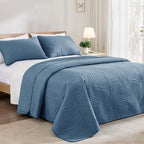 Exclusivo Mezcla King Size Quilt Bedding Set, Lightweight Bluish Grey Quilts King Size for All Seasons, Soft Microfiber Bedspreads Coverlets Bed Cover with Leaf Pattern, 3 Piece