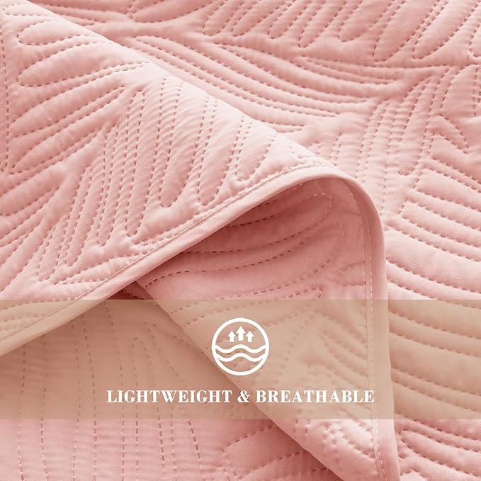 Exclusivo Mezcla California King Quilt Bedding Set, Lightweight Blush Pink Quilts Cal Oversized King Size for All Seasons, Soft Microfiber Bedspreads Coverlets with Leaf Pattern, 3 Piece