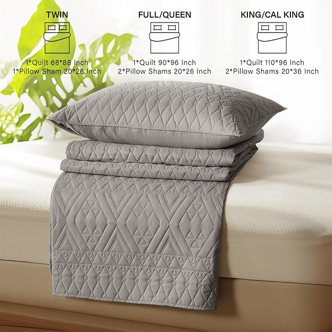 akkialla King/Cal King Size Quilt Bedding Set,Dark Grey Lightweight Microfiber Soft Bedspread,Modern Style Geometric Pattern Coverlet Set for All Seasons,3 Piece(1 Quilt,2 Pillow Shams)