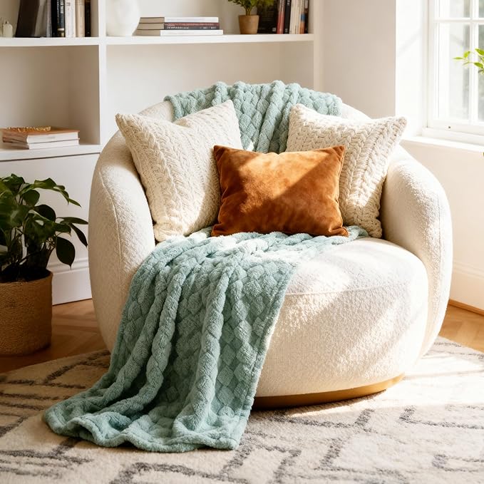 Bedsure GentleSoft Twin Blanket for Bed - Super Soft Cozy Blankets for Women Men Girls, Cute Fuzzy Fleece Throws for Bedroom Couch, Sage Green, 60x80 Inches