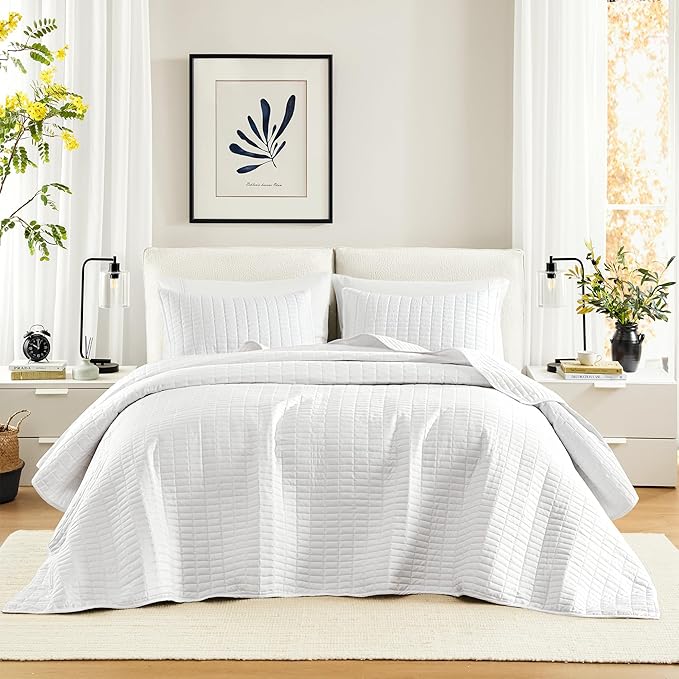 Comfort Spaces White Oversized Queen Quilt Set 102"x118" Bedspread Quilted Summer Lightweight Microfiber Bedding Coverlet with Double Sided Stitching Soft All Season Cozy 3 Piece with Matching Shams