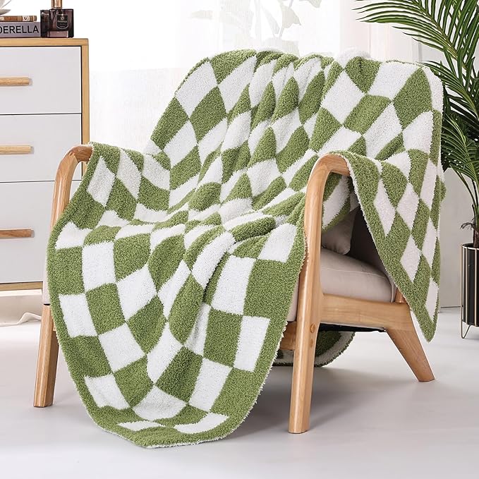 Panku Checkered Blanket, Ultra Soft Green Checkered Throw Blanket, Warm Fluffy Checkerboard Blanket for Couch and Sofa (50x60 Inches, Green)