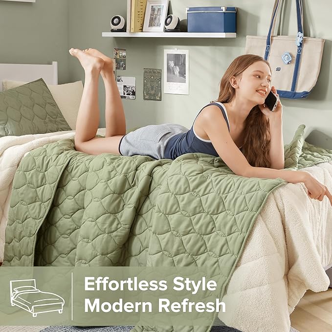 Comfort Spaces Twin Quilt Set Modern Reversible Ogee Coverlet Twin Bedding Set Cozy Quilted Winter Layer, All Season Lightweight Soft Twin Size Quilt, Kienna, Twin/Twin XL Olive Green 2 Piece