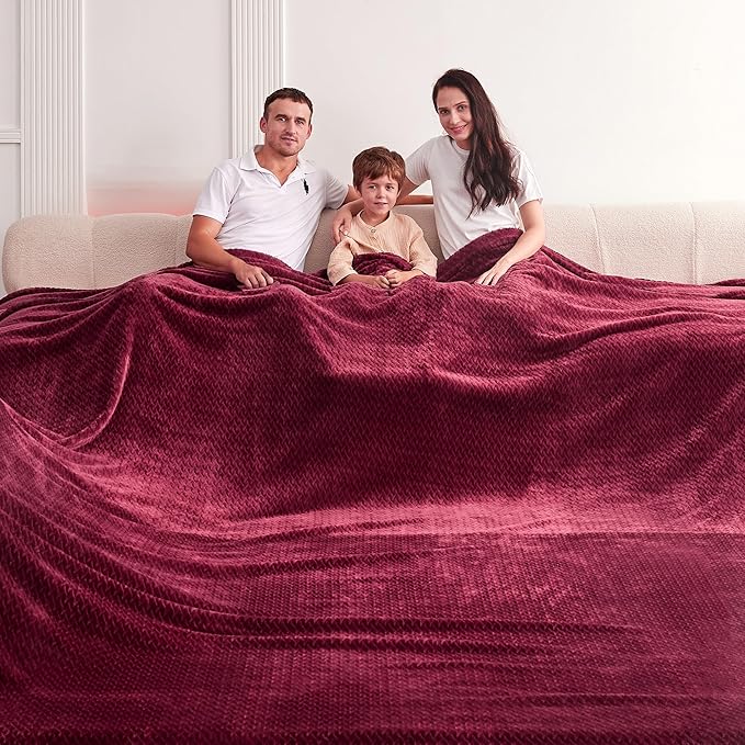 Oversized King Fleece Blanket 120x138 Inches, Seamless Soft Cozy 3D Jacquard Flannel Blanket 10'x11.5' Extra Large for Bed, Sofa, Couch, Travel & Camping, California King Throw, Burgandy Red Leaf