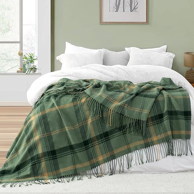Green Plaid Throw Blanket for Couch,50"X60" Super Soft Cozy Warm Home Decorative Throws with Tassels for Bed Sofa Picnic