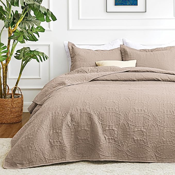 Love's cabin King Size Quilt Bedding Set Burlwood Bedspreads - Bed Lightweight Bedspread Comforter - Coin Pattern Bedding Coverlet for All Season - 3 Pieces (1 Quilt, 2 Pillow Shams)