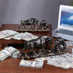 AETVRNI Wall Street Bull Statue Sculpture Stock Market Charging Bull Animal Figurine - Resin Sculpture of Bull VS Bear Ideal Gifts for Financial Investment Managers Investor,Bronze,11in