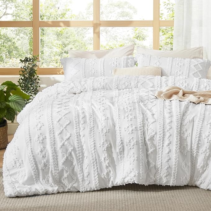 Bedsure Tufted Boho Comforter Set Oversized Queen - Bright White Boho Bed Set, GentleSoft™ 3 Pieces Farmhouse Shabby Chic Embroidery Bedding, Gifts for Woman, Soft Jacquard Comforter for All Seasons