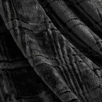 Oversized King Fleece Blanket 120x138 Inches, Seamless Soft Cozy 3D Jacquard Flannel Blanket 10'x11.5' Extra Large for Bed, Sofa, Couch, Travel & Camping, California King Throw, Black