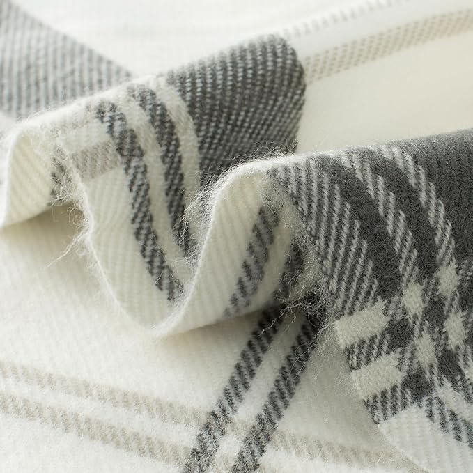 Grey and White Plaid Throw Blanket for Couch,50"X60" Super Soft Cozy Warm Home Decorative Throws with Tassels for Bed Sofa Picnic