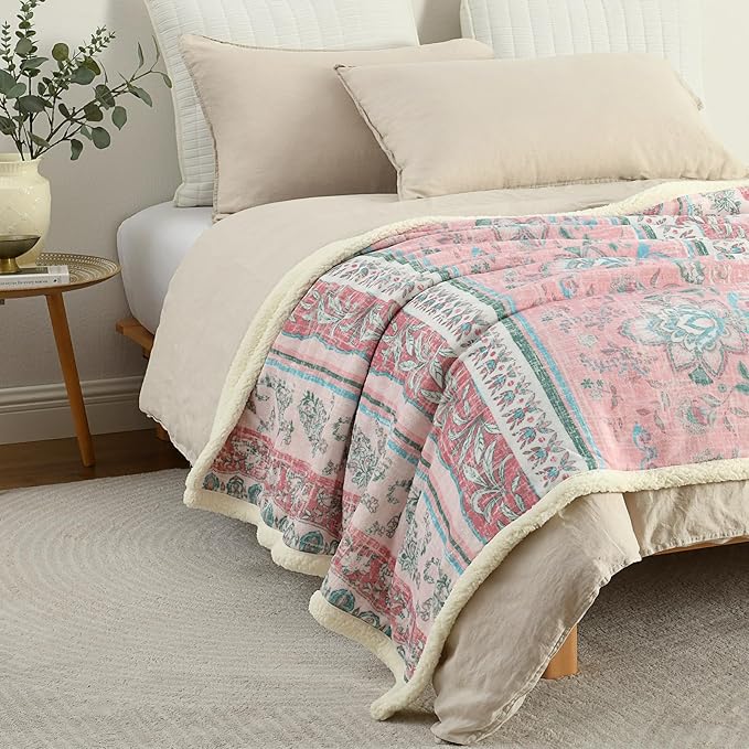 Boho Chic Sherpa Throw Blanket - Vibrant Bohemian Print & Ultra-Soft Cozy Lining, Stylish & Warm Winter Throw for Couch, Bed, or Décor