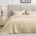 Love's cabin California King Size Quilt Bedding Set Camel Bedspread - Cal King Summer Lightweight Bedspread Comforter - Wave Pattern Coverlet for All Season - 3 Pieces (1 Quilt, 2 Pillow Shams)