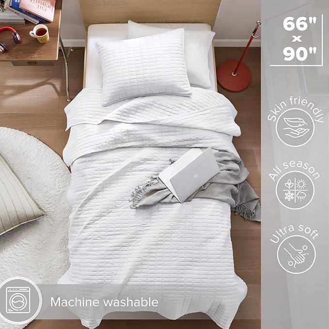 Comfort Spaces Kienna Quilt Set- Double Sided Stitching Design Summer Blanket, Lightweight, Soft, All Season Bedding Layer, Matching Sham, White, Coverlet Twin/Twin XL(66"x90") 2 Piece