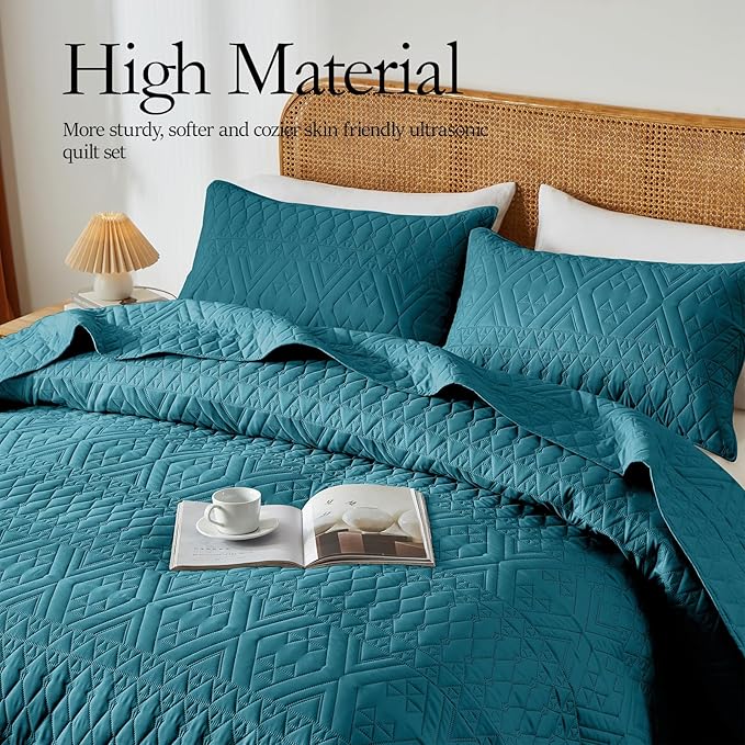 akkialla King/Cal King Quilt Set, Teal Lightweight Microfiber Bedspread Coverlet, Boho Geometric Pattern, Soft All-Season Bedding, 3-Piece (1 Quilt, 2 Pillow Shams) | Breathable fabric, Modern style