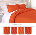 Exclusivo Mezcla Ultrasonic Twin Quilt Bedding Set, Lightweight Burnt Orange Bedspreads Soft Modern Geometric Coverlet Set for All Seasons (1 Quilt and 1 Pillow Sham)