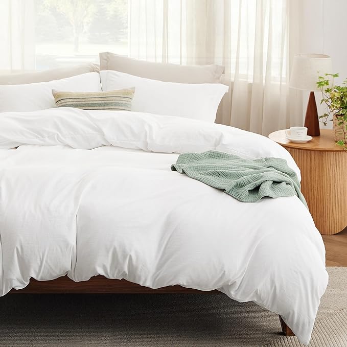 Bedsure Duvet Cover Full Size with Fitted Sheet - 4 Pieces Prewashed Cotton-Like Extra Soft Bedding Set, Includes 1 Duvet Cover 80x90 Inches with Zipper Closure, 2 Pillow Shams, 1 Fitted Sheet, White