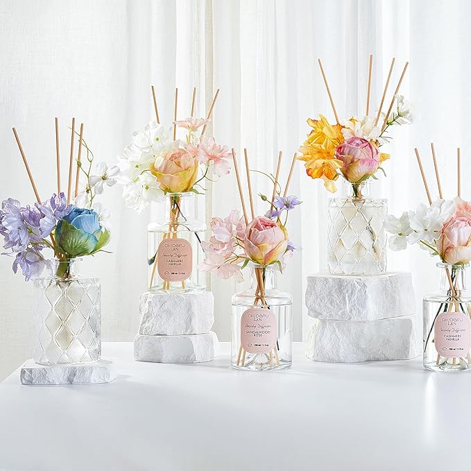 Chloefu Lan Rose Reéd Diffuser Set 6.7oz (200ml) with 9 Sticks, Oud Scent Diffusers for Home, Pink Flowers Reéd Diffuser Sticks, Scentsy Home Fragrance, Scented Oils, Office & Bathroom Décor