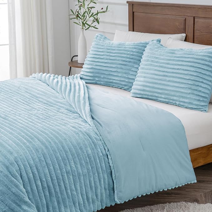 BEDELITE Fleece King Comforter Set -Super Soft & Warm Fluffy Light Blue Bedding, Luxury Fuzzy Heavy Bed Set for Winter with 2 Pillow Cases
