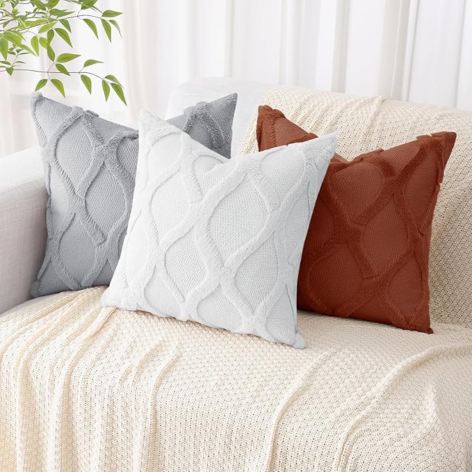 decorUhome Spring Throw Pillow Covers 20x20 Inch Set of 2, Soft Plush Faux Fur Wool Pure White Couch Pillow Covers, Decorative Neutral Pillow Cases for Bed Sofa Living Room Home Decor