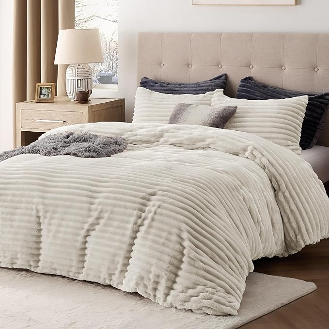 Bedsure Fluffy Duvet Cover Set - Ultra Soft Plush Shaggy Comforter Cover King Size, Warm Flannel Fleece Bed Sets for Winter, 3 Pieces (Striped Pattern, Linen)