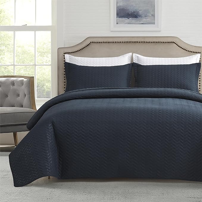 Maple&Stone Quilt Set Twin/Twin XL, Lightweight Navy Bedspread Ultrasonic Chevron Pattern Light Coverlet for All Season Comforter Bedding Decor - 2 Piece Twin Extra Long Bed Cover Sets