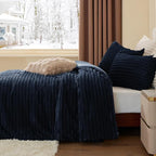 BEDELITE Fleece Queen Comforter Set -Super Soft & Warm Fluffy Navy Blue Bedding, Luxury Fuzzy Heavy Bed Set for Winter with 2 Pillow Cases
