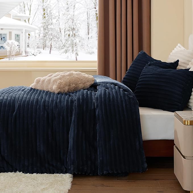 BEDELITE Fleece Queen Comforter Set -Super Soft & Warm Fluffy Navy Blue Bedding, Luxury Fuzzy Heavy Bed Set for Winter with 2 Pillow Cases