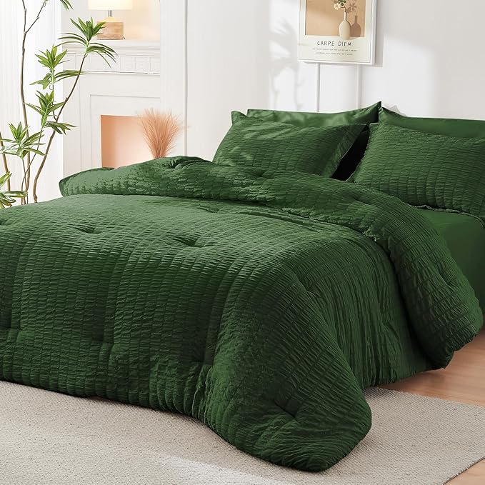 HYMOKEGE Dark Green Full Size Comforter Sets Seersucker 7 Pieces, All Season Luxury Bed in a Bag for Bedroom, Bedding Set with Comforters, Sheets, Pillowcases & Shams