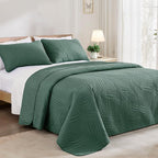 Exclusivo Mezcla King Size Quilt Bedding Set, Lightweight Green Quilts King Size for All Seasons, Soft Microfiber Bedspreads Coverlets Bed Cover with Leaf Pattern, 3 Piece