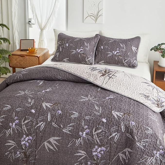 Flysheep Quilt Set 2 Pieces Twin Size, Black Leaves Botanical Design Reversible Bedspread Coverlet Set, Soft Microfiber Lightweight Bed Cover for Kids (68" x 86", 1 Quilt+ 1 Pillow Sham)