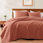 WRENSONGE King Size Quilt-3 Pieces Geometric Autumn Leaf Bedspreads King Quilt Bedding Set for All Seasons, Soft Summer Coverlet with 2 Pillow Shams Suitable for Bed, Quilted Blanket
