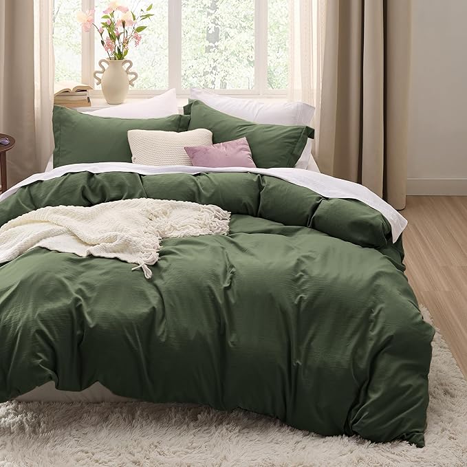 Bedsure Olive Green Duvet Cover Queen Size - 3 Pieces Prewashed Cotton-Like Polyester Extra Soft Bedding Set, Includes 1 Duvet Cover 90x90 Inches with Zipper Closure & 2 Pillow Shams, No Comforter