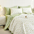 Wake In Cloud - Floral Quilt Set, Coquette Cottagecore Shabby Chic Flower Pattern for Women Teen Girls, Reversible Lightweight Bedspread Coverlet, 3 Pieces, White Green, Twin/Twin XL Size